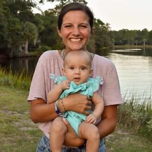 Meet your Posher, Leslie